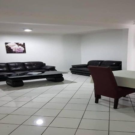 Hotel Imperial ليبرفيل المظهر الخارجي الصورة